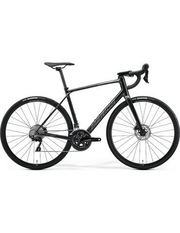 Велосипед 28" Merida SCULTURA ENDURANCE 400 (2023) silk black/dark silver M (174-179 см)