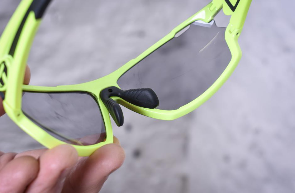 спортивні окуляри, велоокуляри, окуляри для бігу Tifosi Amok
